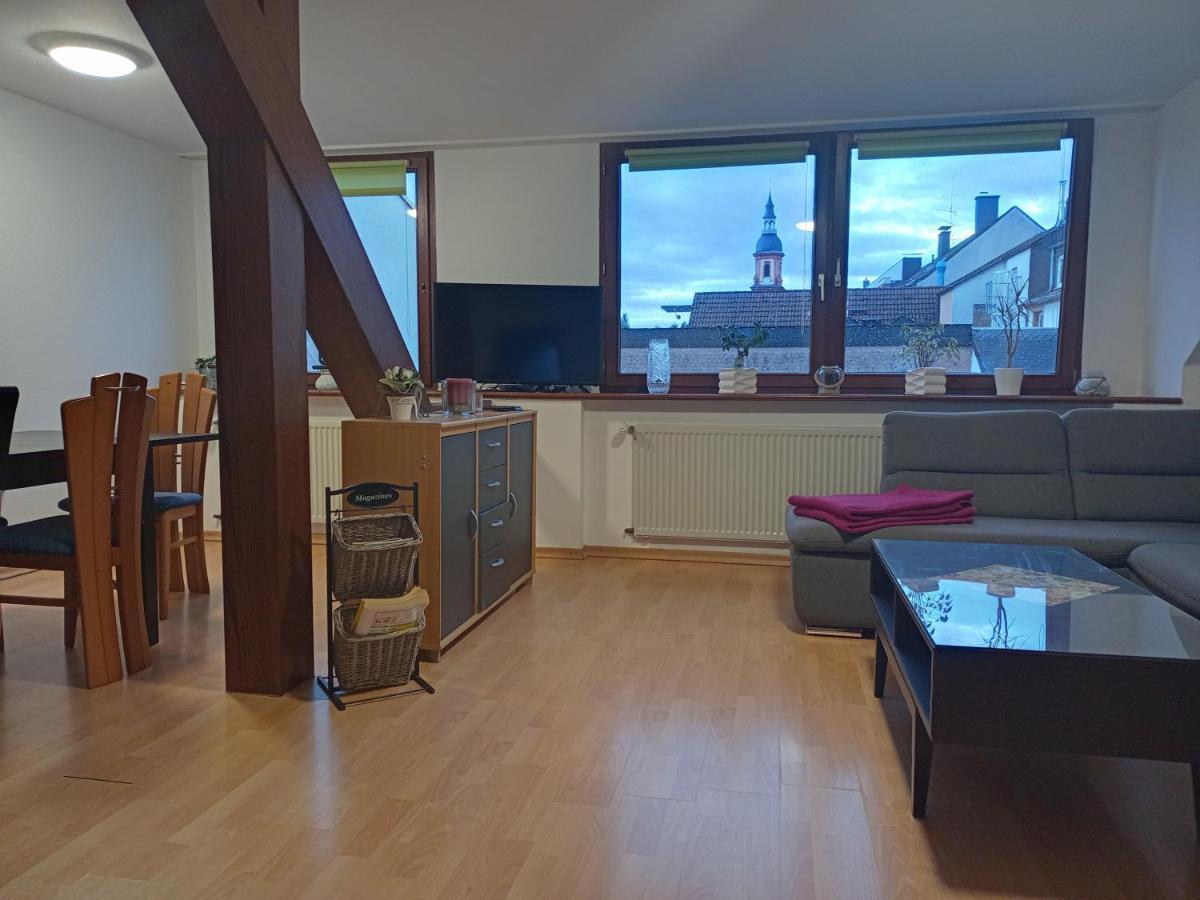 Zentrale Ferienwohnung Mit Blick Auf Die Paulinskirche Трір Екстер'єр фото